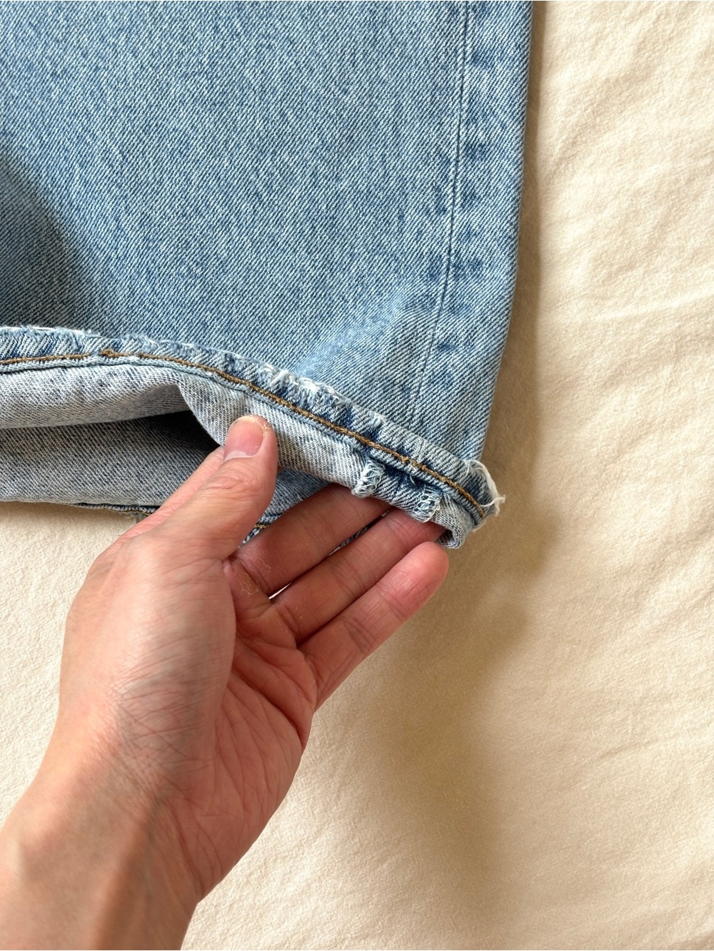 Agolde 90s Mid Rise Loose Fit jeans Size 34 Light Blue - Picture 4 of 8